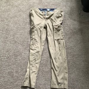 Light brown cargo pants, soft / baggy